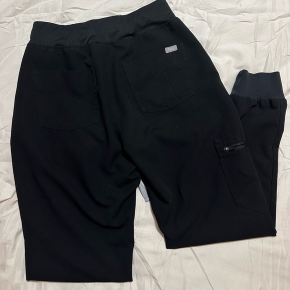 Zamora Figs Jogger Scrub Pants - Picture 2 of 3